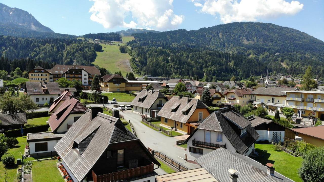 Fewo Steiner Tröpolach エクステリア 写真